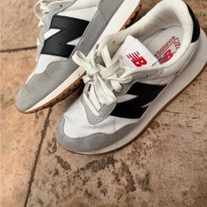 New Balance Cream and Gray Sneakers
